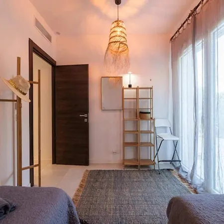 Luxury In Les Pins 公寓 *
